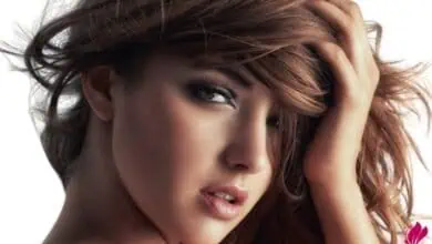 قصة شعر مدرج مع غرة