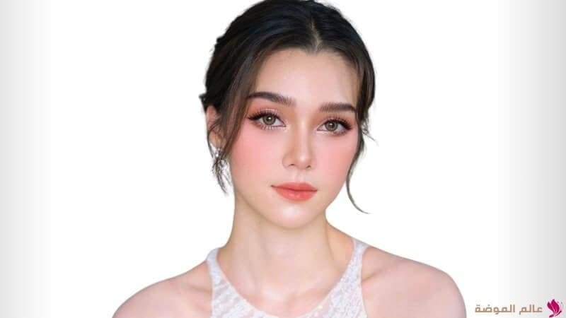 تجميل العيون بأسلوب كوري تجميل العيون بأسلوب كوري
