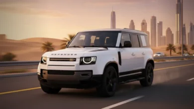 عالم السيارات الفاخرة في الإمارات حيث تلتقي الفخامة بالأداء المتميز.